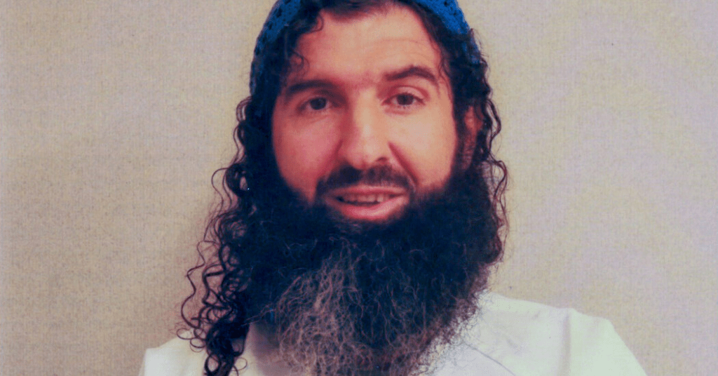 GUANTÁNAMO BAY, Kuba: USA schicken Algerier nach 5-jähriger Verspätung aus Guantánamo Bay nach Hause